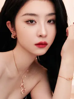 陈巧倩（赵小棠饰演）