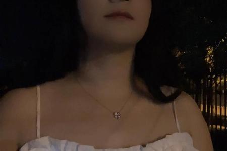 梦见下雨天和你一起撑伞走在街头